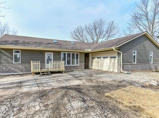 W136N6765 Claas Rd, Menomonee Falls, WI 53051
