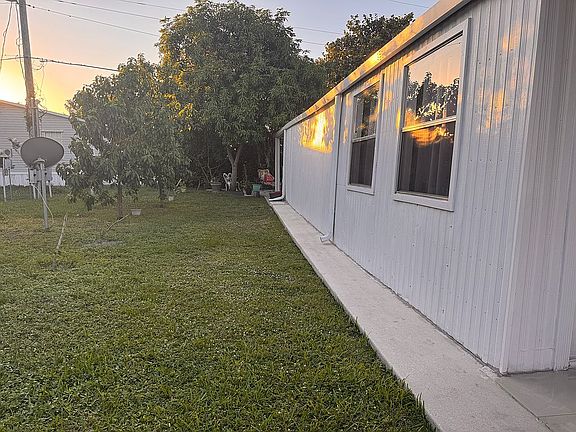 3rd image of 60 Lisa Ln