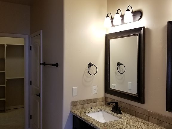 2nd image of 3046 Dos Vistas Ave
