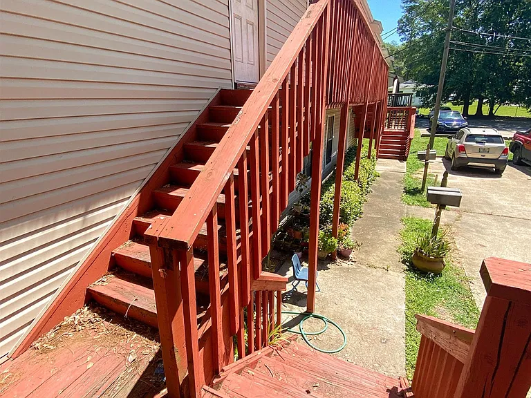 1416 Charlotte St #B — Photo 4