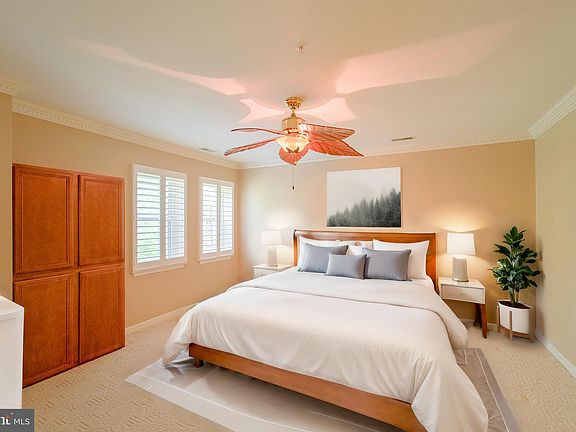 4th image of 3901 Hannon Ct APT 1C