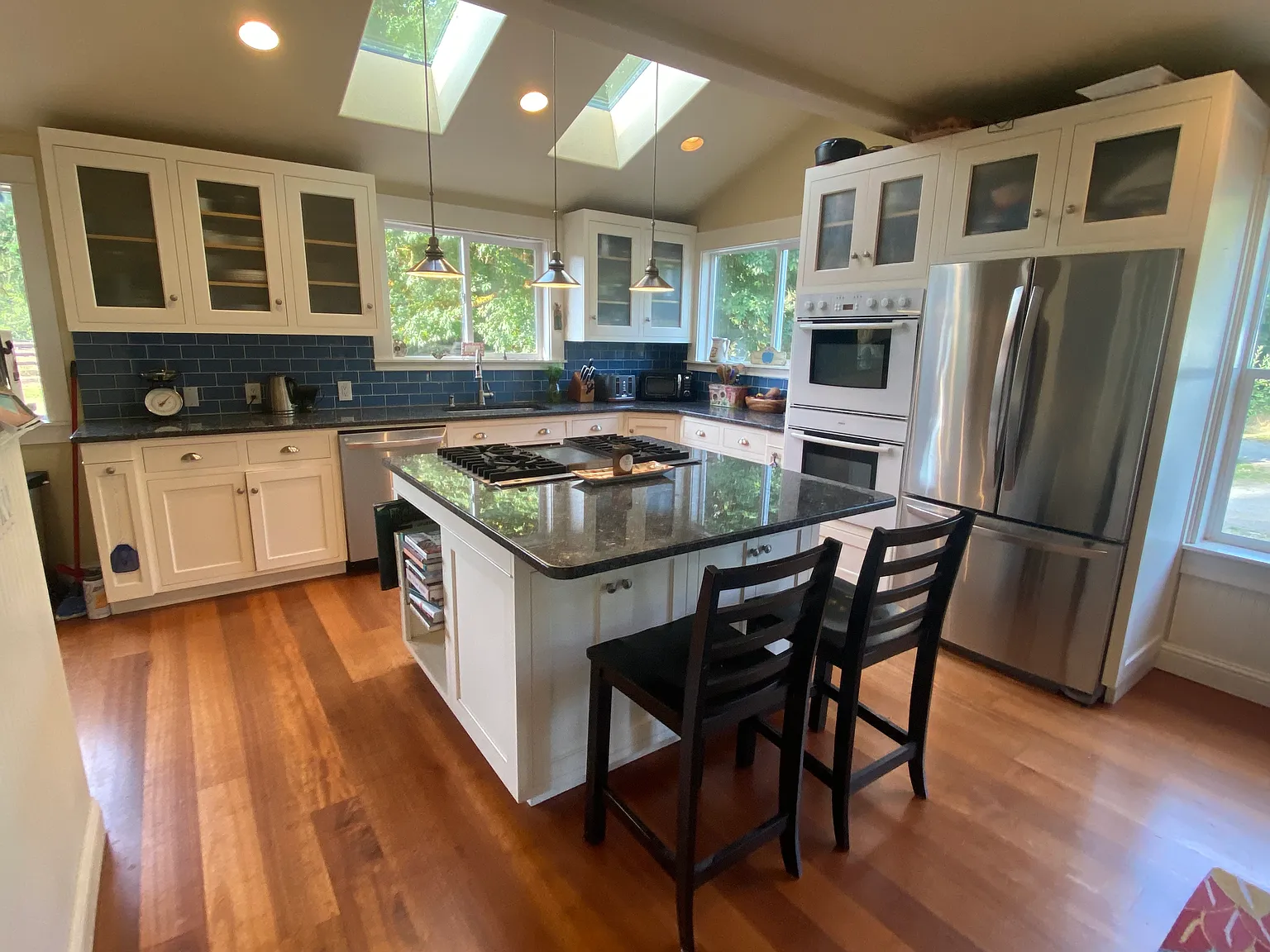3 bed, 2850 sqft, $2,850 — Photo 3