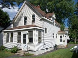 97 Veranda St, Portland, ME 04103