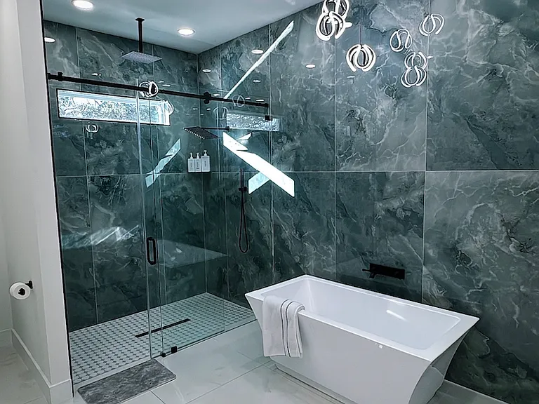 2143 W Saint Conrad St — Photo 16
