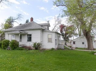 1995 61st St, Garrison, IA 52229