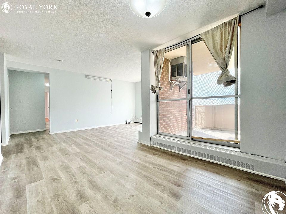 335 Driftwood Ave Toronto, ON Zillow