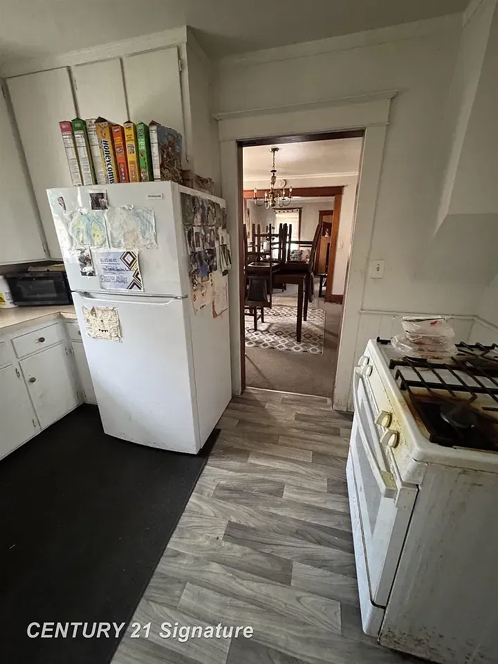 3 bed, 1232 sqft, $1,300 — Photo 2
