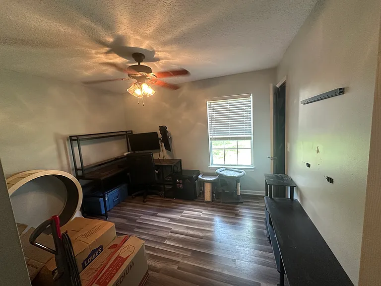 128 Royal Acres Cir — Photo 10