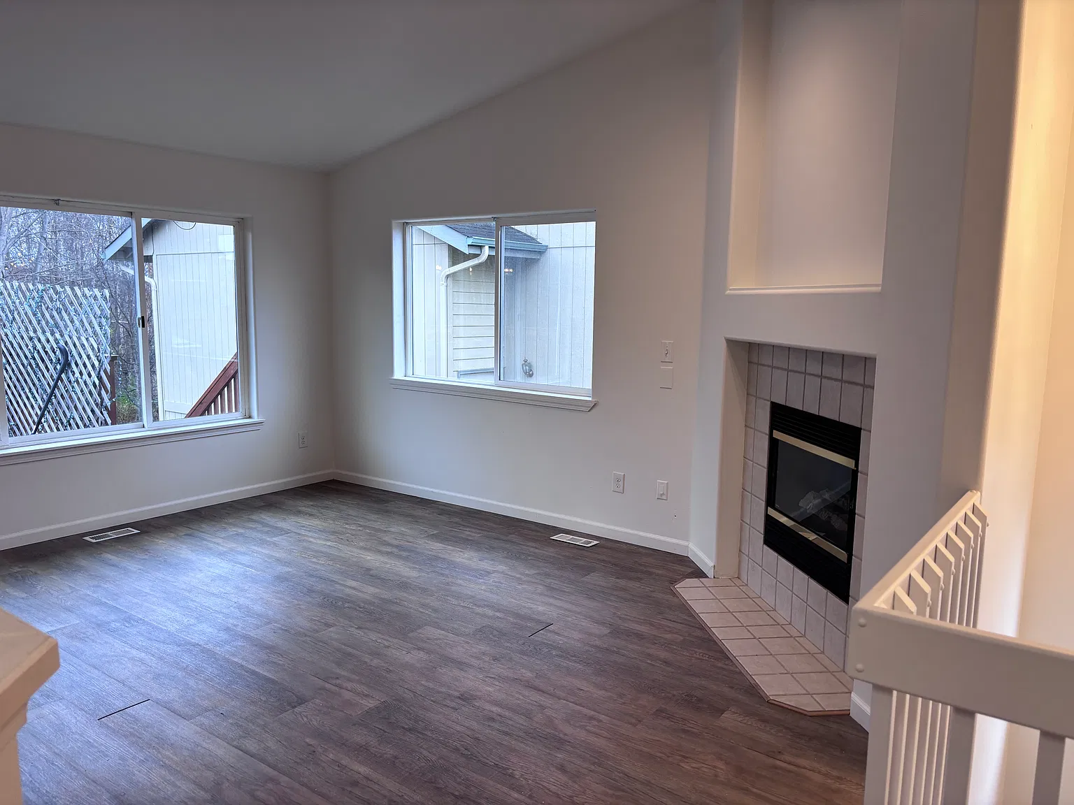 3 bed, 1456 sqft, $2,700 — Photo 4