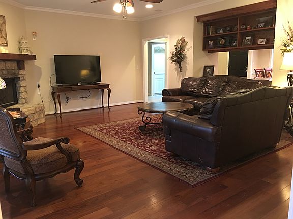 4th image of 105 Pueblo Dr