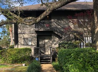 157 Lanai Vlg #R, Diamondhead, MS 39525