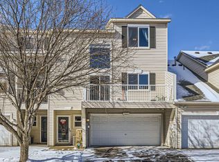 3862 Abercrombie Ln, Stillwater, MN 55082