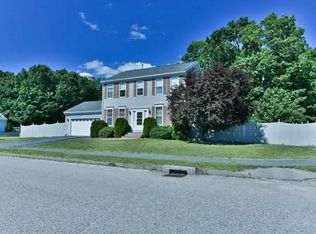 2 Rainbow Dr, Worcester, MA 01605