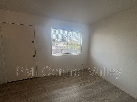 3rd image of 111 N Walnut Ave APT 6