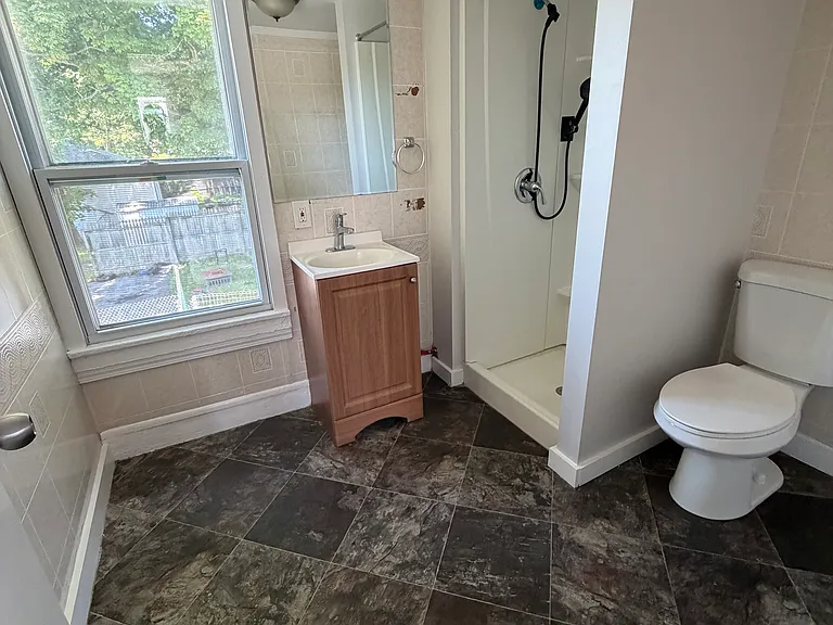 46 Clifton St #2 — Photo 5