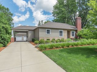 10 Dennis Ct, Midland, MI