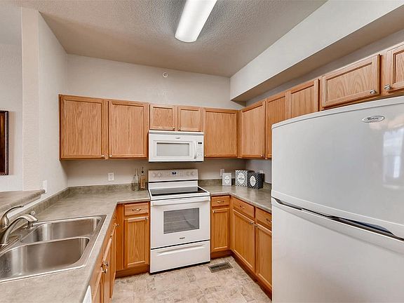 4th image of 9758 Laredo St Unit 30C
