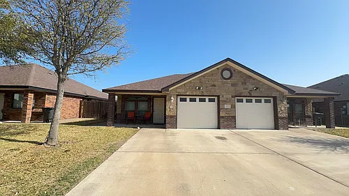 4911 Autumn Valley Dr Photo 1