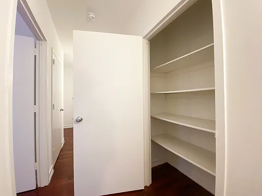 Rented by MAPT Residential LLC | media 6