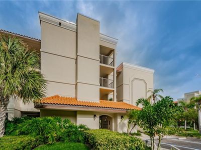 7537 Bayshore Dr APT 207, Treasure Island, FL, 33706