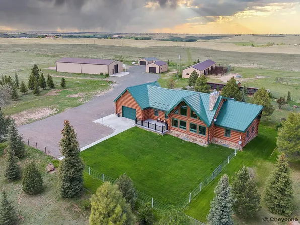 3888 Road 207, Cheyenne, WY 82007