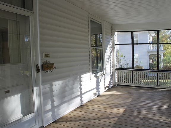 2nd image of 7321 Vine Ave