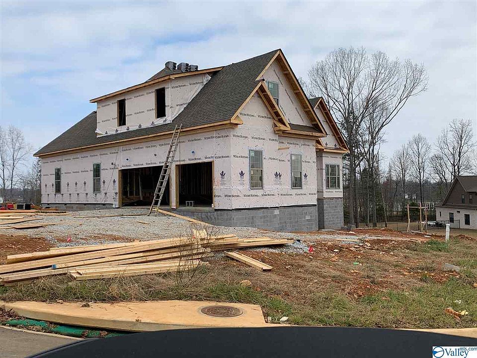 2nd image of 22832 Hill Dr