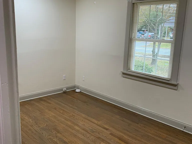 2757 Louise Dr — Photo 13