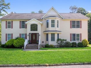 Grand Blvd, Brookhaven, NY 11719