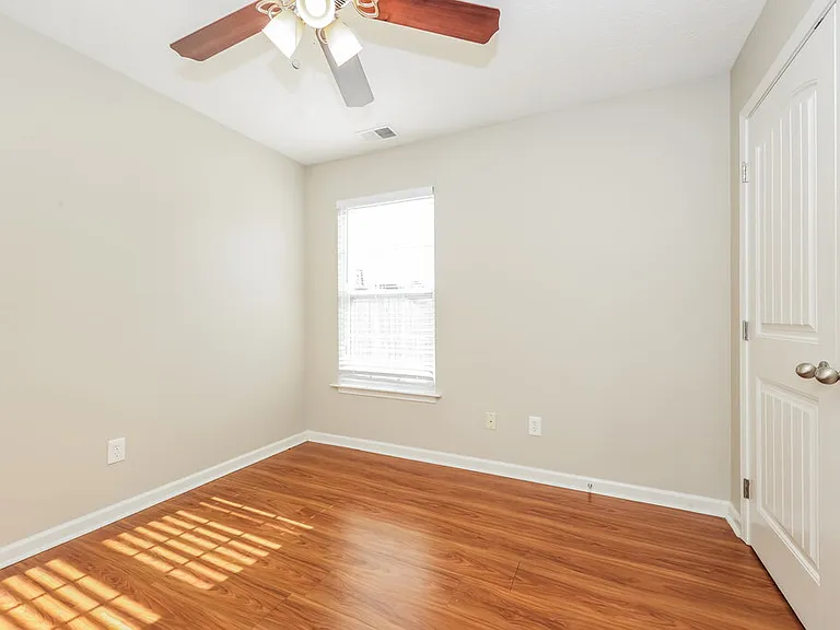 3360 Cornerstone Dr — Photo 15