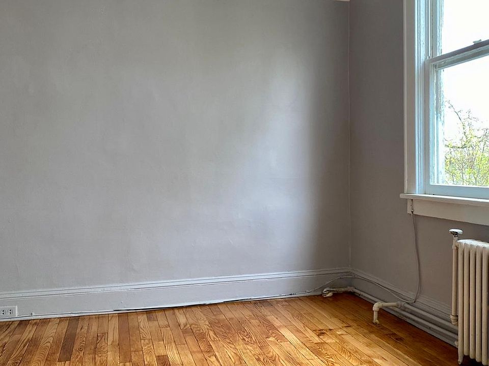 1st image of 58 Saint James St #10
