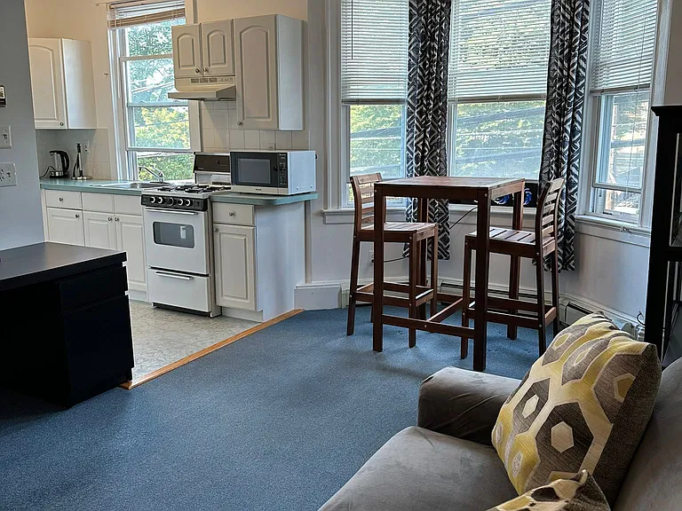 100 Main St #2A — Photo 3