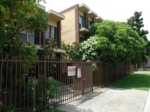 2nd image of 8123 Sepulveda Blvd APT 204