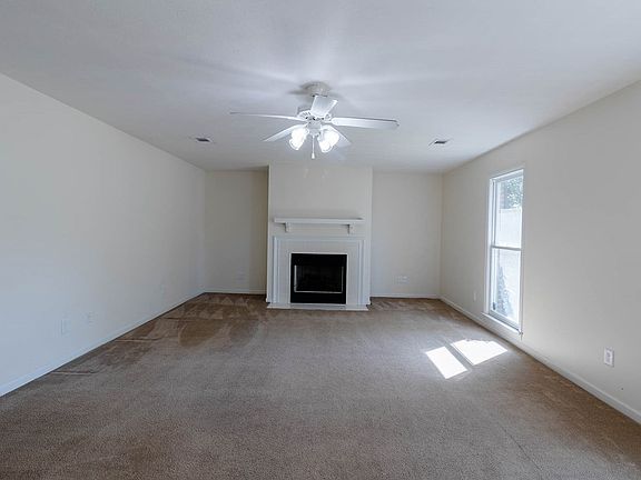 4th image of 6240 Bayberry Dr