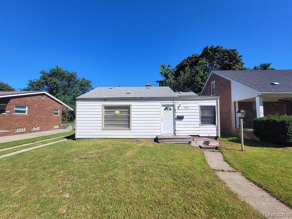 15645 Semrau Ave, Eastpointe, MI 48021 MLS 20230073826 Zillow