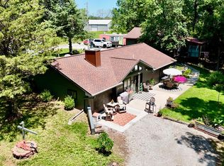 140 Lindberg St, Gallatin, MO 64640