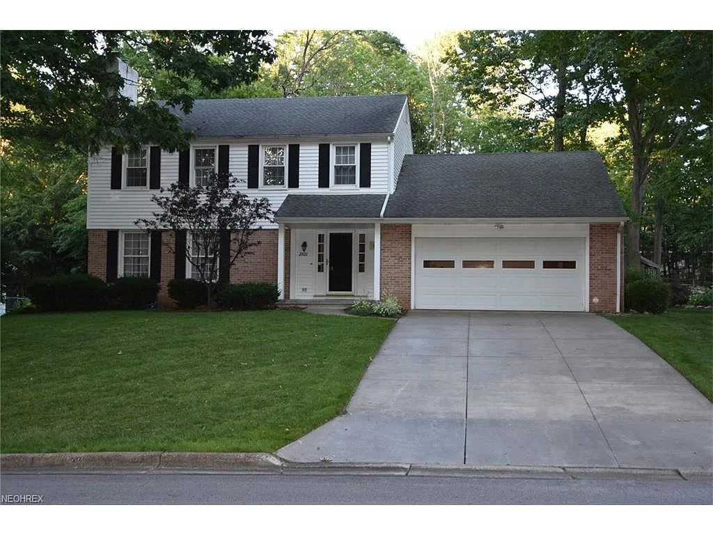 2921 Cedar Hill Rd photo 1
