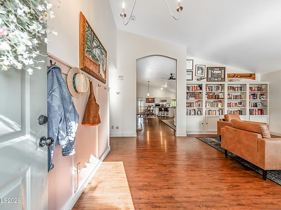 4th image of 1065 Deena Way