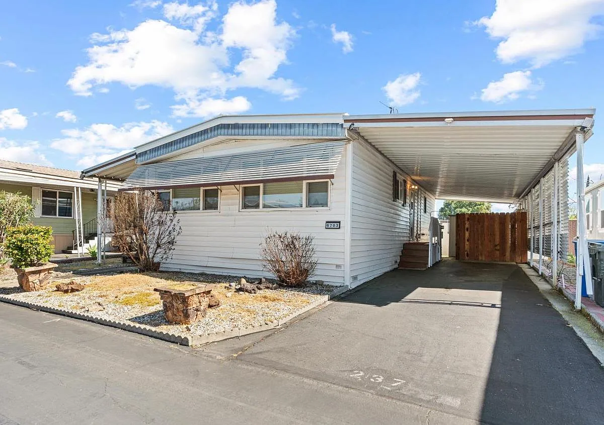 6703 Capital Cir #237 photo 1