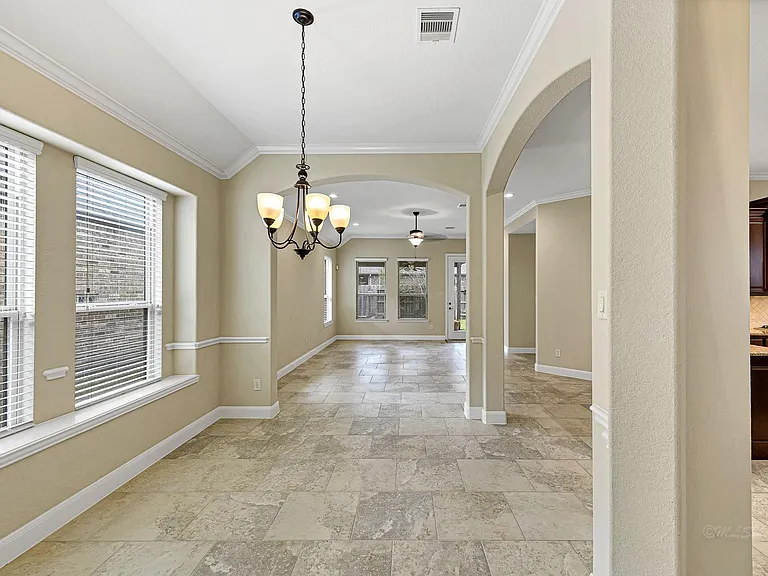 4906 Augusta Pointe Ct — Photo 6
