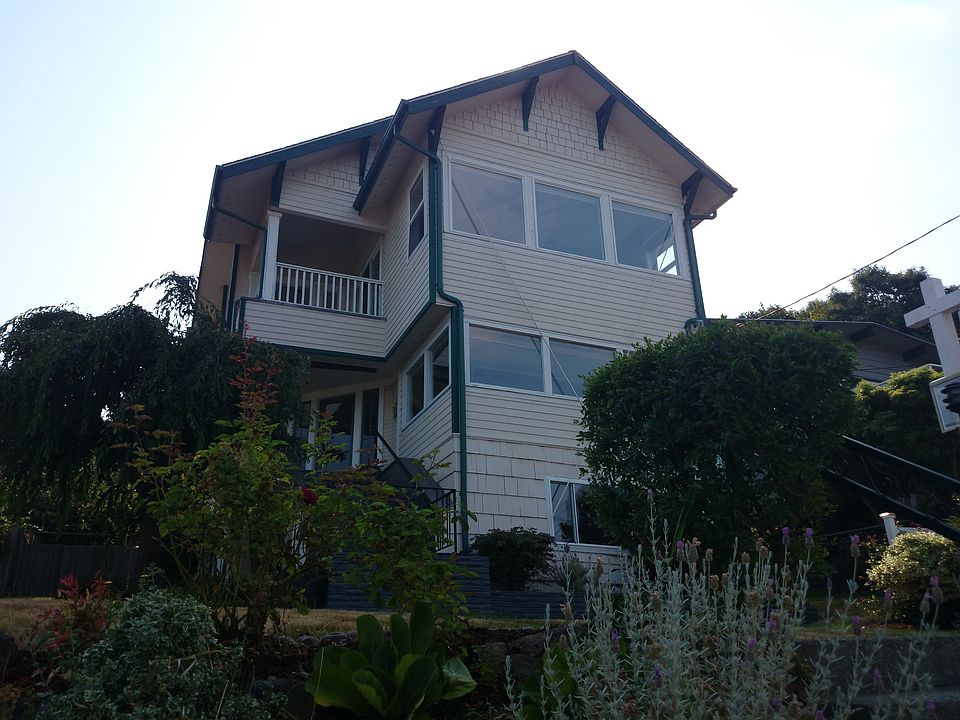 2nd image of 7316 Vashon Pl SW