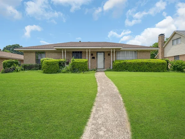 5617 Regatta Dr, Dallas, TX 75232