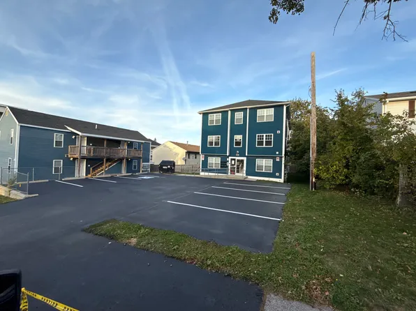 2 Clarkson St #2, Worcester, MA 01604