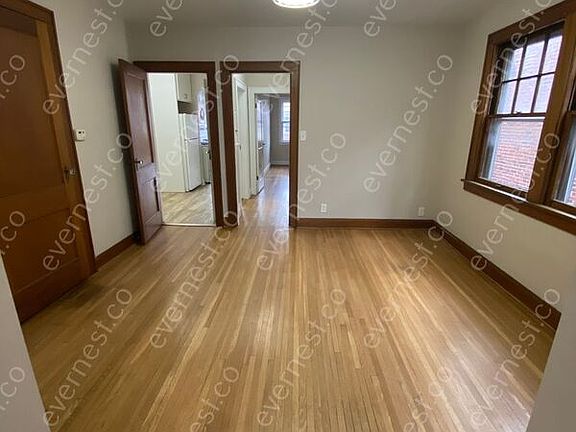 5th image of 3114 Indianola Ave APT 4