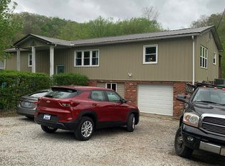 5201 Rockcastle Rd, Inez, KY 41224