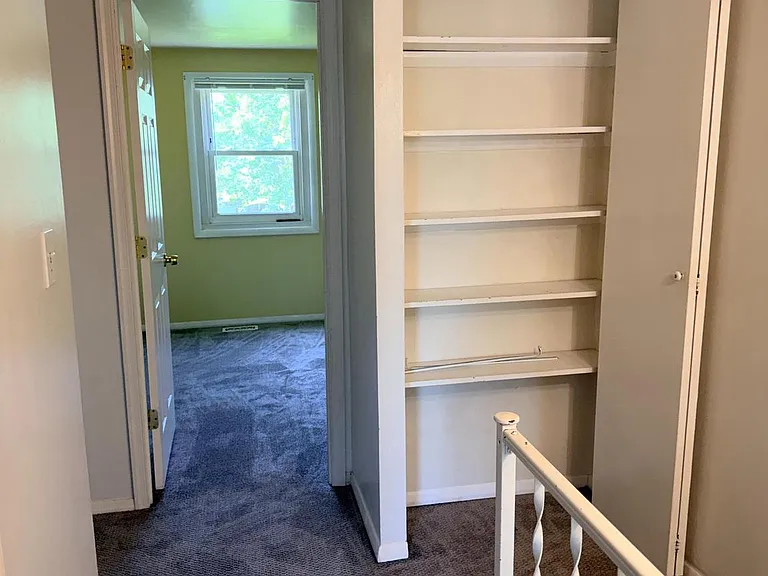 453 Berry Ct — Photo 12