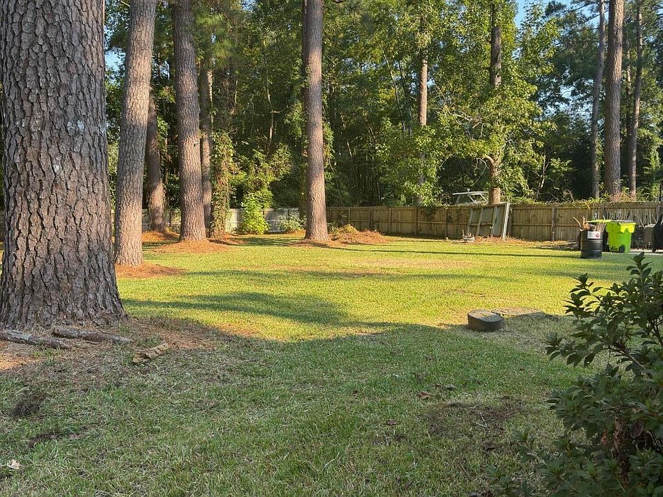2nd image of 304 Carragood Trail