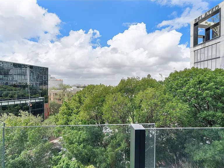2831 S Bayshore Dr #707 — Photo 26