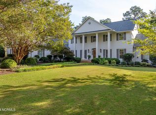 190 Woodland Dr, Pinehurst, NC 28374