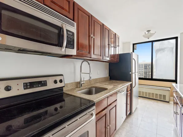 200 Winston Drive image 7 of 28